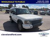 Photo of 2004 White Land Rover Discovery