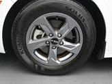 Thumbnail of 2024 Glacial White Pearl Kia K5