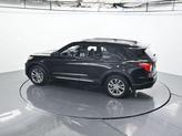 Thumbnail of 2022 Black Metallic Ford Explorer