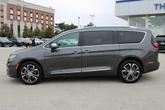 Thumbnail of 2022 Granite Crystal Metallic Clearcoat Chrysler Pacifica