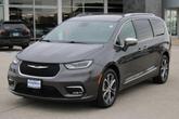 Photo of 2022 Granite Crystal Metallic Clearcoat Chrysler Pacifica