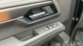 Thumbnail of 2025 Onyx Black GMC Yukon XL