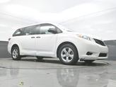 Thumbnail of 2017 . Toyota Sienna