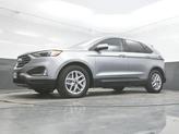Thumbnail of 2022 Iconic Silver Metallic Ford Edge