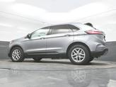 Thumbnail of 2022 Iconic Silver Metallic Ford Edge