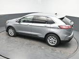 Thumbnail of 2022 Iconic Silver Metallic Ford Edge