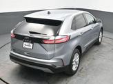 Thumbnail of 2022 Iconic Silver Metallic Ford Edge