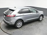 Thumbnail of 2022 Iconic Silver Metallic Ford Edge