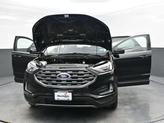 Thumbnail of 2022 Agate Black Metallic Ford Edge