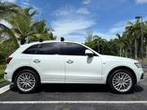 Thumbnail of 2017 White Audi Q5