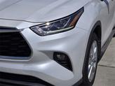 Thumbnail of 2022 Pearl Toyota Highlander Hybrid