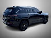 Thumbnail of 2023 Diamond Black Crystal Pearlcoat Jeep Grand Cherokee