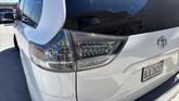 Thumbnail of 2015 White Toyota Sienna