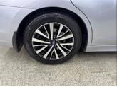 Thumbnail of 2019 Ice Silver Metallic Subaru Legacy