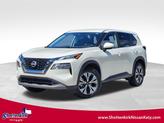 Photo of 2023 Pearl White Tricoat Nissan Rogue