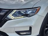 Thumbnail of 2018 Pearl White Nissan Rogue