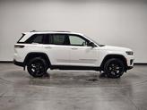 Thumbnail of 2025 Bright White Clearcoat Jeep Grand Cherokee