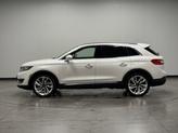 Thumbnail of 2017 White Platinum Clearcoat Metallic Lincoln MKX