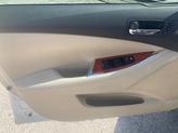 Thumbnail of 2010 White Lexus ES 350