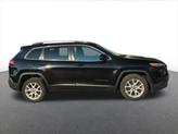 Thumbnail of 2017 Diamond Black Jeep Cherokee