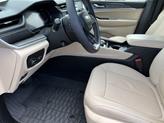 Thumbnail of 2023 Rocky Mountain Pearlcoat Jeep Grand Cherokee