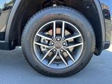 Thumbnail of 2022 Diamond Black Crystal Pearlcoat Jeep Grand Cherokee