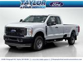 Photo of 2025 Oxford White Ford F-250