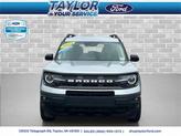 Thumbnail of 2022 Iconic Silver Metallic Ford Bronco Sport