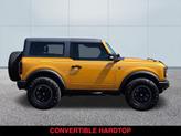 Thumbnail of 2022 Cyber Orange Metallic Tricoat Ford Bronco