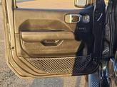 Thumbnail of 2023 Granite Crystal Clearcoat Metallic Jeep Gladiator