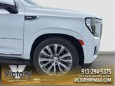 Thumbnail of 2021 Summit White GMC Yukon