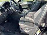 Thumbnail of 2021 Deep Black Pearl Effect Volkswagen Atlas