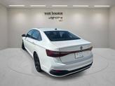 Thumbnail of 2025 Opal White Pearl Effect Volkswagen Jetta