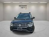 Photo of 2020 Deep Black Pearl Effect Volkswagen Tiguan