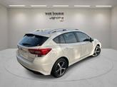 Thumbnail of 2022 Crystal White Pearl Subaru Impreza