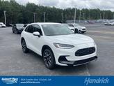 Photo of 2026 Platinum White Pearl Honda HR-V