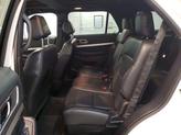 Thumbnail of 2016 White Platinum Clearcoat Metallic Ford Explorer
