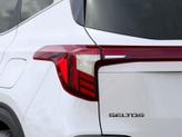 Thumbnail of 2025 Clear White Kia Seltos