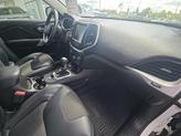 Thumbnail of 2018 Bright White Clearcoat Jeep Cherokee