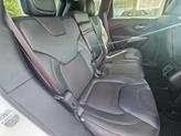 Thumbnail of 2018 Bright White Clearcoat Jeep Cherokee