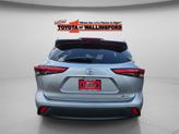 Thumbnail of 2022 Celestial Silver Metallic Toyota Highlander
