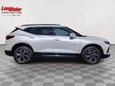 Thumbnail of 2020 Iridescent Pearl Tricoat Chevrolet Blazer