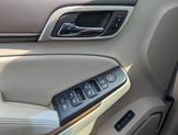 Thumbnail of 2018 White Frost Tricoat GMC Yukon