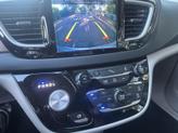 Thumbnail of 2017 Billet Silver Metallic Clearcoat Chrysler Pacifica
