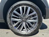 Thumbnail of 2024 Aspen White Tricoat Nissan Kicks
