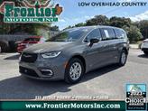 Photo of 2025 Ceramic Gray Clearcoat Chrysler Pacifica