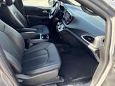 Thumbnail of 2025 Ceramic Gray Clearcoat Chrysler Pacifica