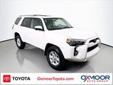 Photo of 2016 Super White Toyota 4Runner