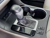 Thumbnail of 2019 Shoreline Blue Pearl Toyota Highlander