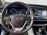 Thumbnail of 2019 Shoreline Blue Pearl Toyota Highlander